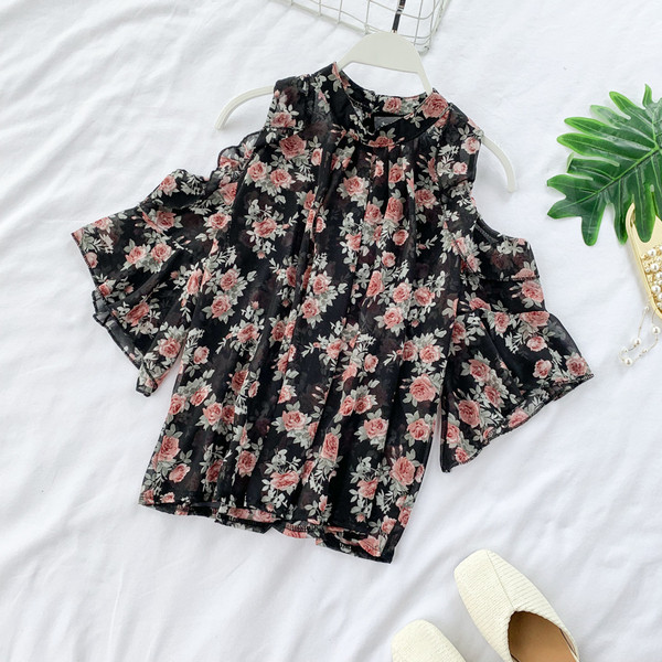 Bluză de damă modernă cu model floral - mai multe culori