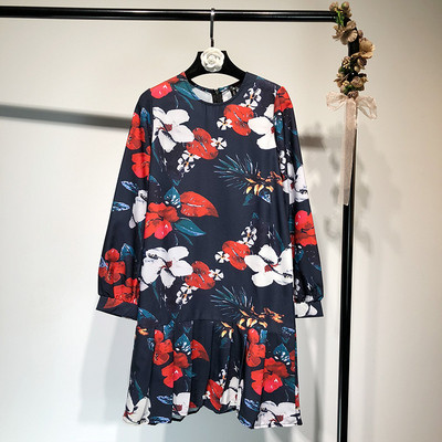 Rochie de dama cu decolteu oval si maneci lungi in doua culori