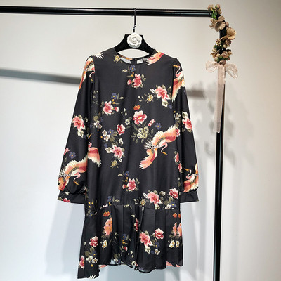 Rochie de dama cu decolteu oval si maneci lungi in doua culori