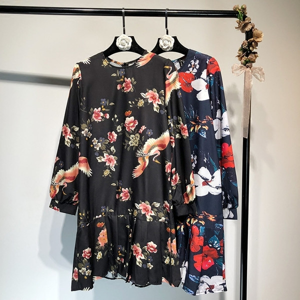 Rochie de dama cu decolteu oval si maneci lungi in doua culori