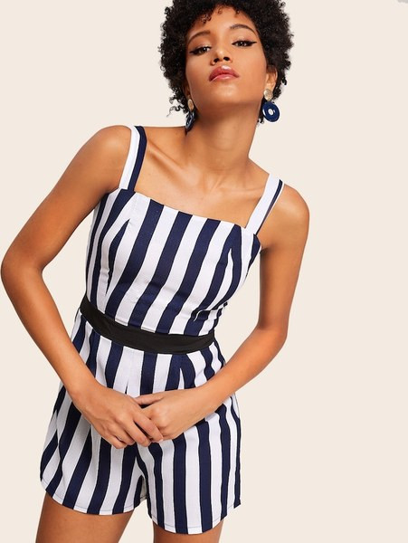 Salopeta dama in dungi - model scurt cu bretele late