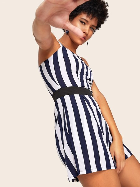 Salopeta dama in dungi - model scurt cu bretele late