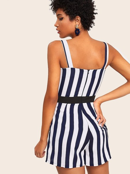 Salopeta dama in dungi - model scurt cu bretele late