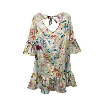 Rochie scurtă cu mâneci lotus și spate gol