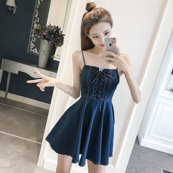Rochie de damă modernă de denim cu bretele subțiri