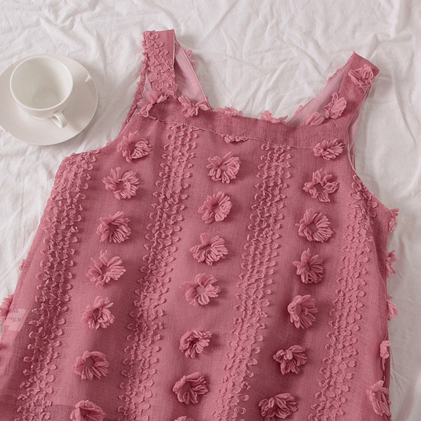 Maieu modern de damă cu element 3D în culoarea roz