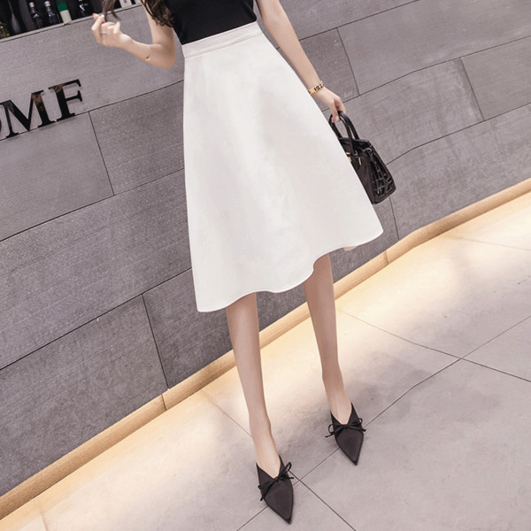 Fusta de dama moderna in doua culori - model croiat