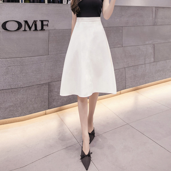 Fusta de dama moderna in doua culori - model croiat