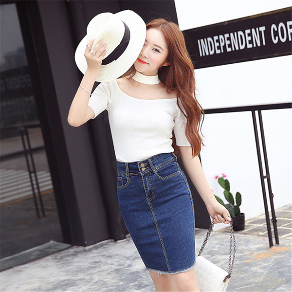 Fusta de dama actuala in albastru cu buzunare