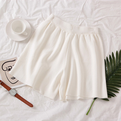 Ежедневни дамски къси панталони с джобове в различни цветове