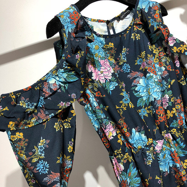 Rochie lunga cu bretele late cu model floral