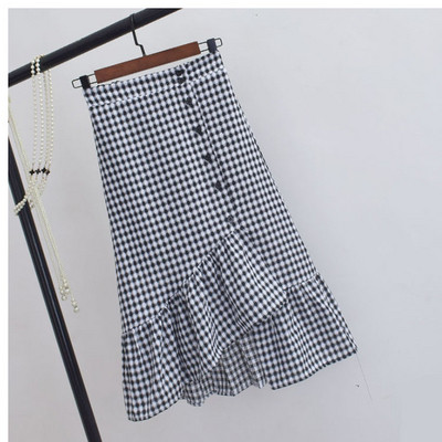 Fusta dama in carouri model asimetric in trei culori