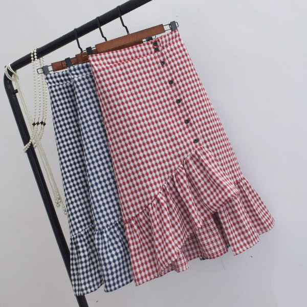 Fusta dama in carouri model asimetric in trei culori