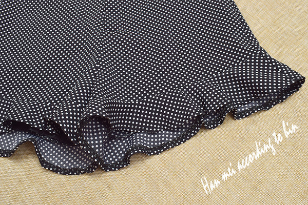 Pantaloni scurti moderni de dama in trei culori