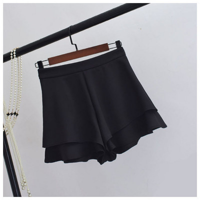 Pantaloni scurți eleganti de damă în patru culori