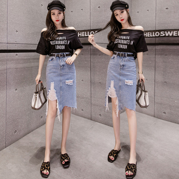 Fusta de dama actuala din denim de culoare deschisa