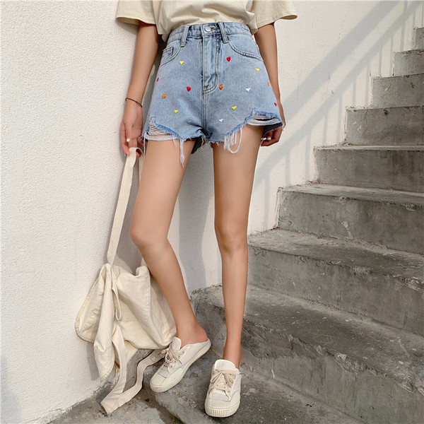 Pantaloni scurți casual din denim cu motive rupte și broderii colorate