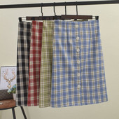 Fusta dama in carouri cu nasturi in mai multe culori