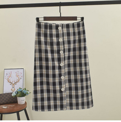 Fusta dama in carouri cu nasturi in mai multe culori