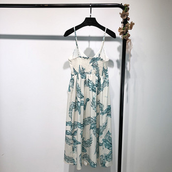 Rochie cu decolteu in V si bretele subtiri