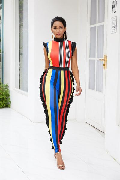 Salopeta de dama in dungi cu decolteu O in doua culori