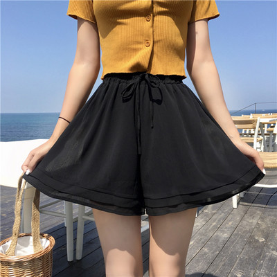 Pantaloni scurti de dama model lat in roz si negru