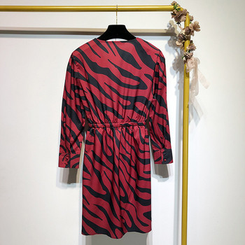 Rochie cu decolteu in V si maneci lungi