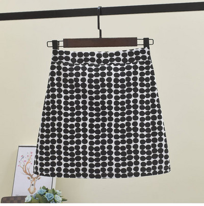 Fusta de dama cu buline cu talie inalta in mai multe culori