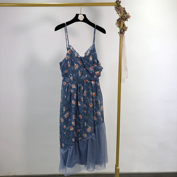 Rochie cu decolteu in V si bretele subtiri cu tul