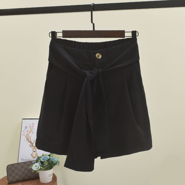 Pantaloni scurti de dama cu talie elastica inalta in mai multe culori