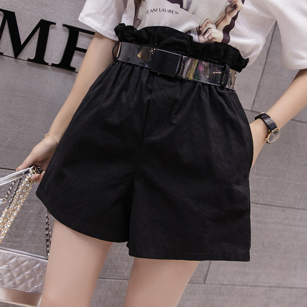 Pantaloni scurti moderni de dama in trei culori cu talie elastica