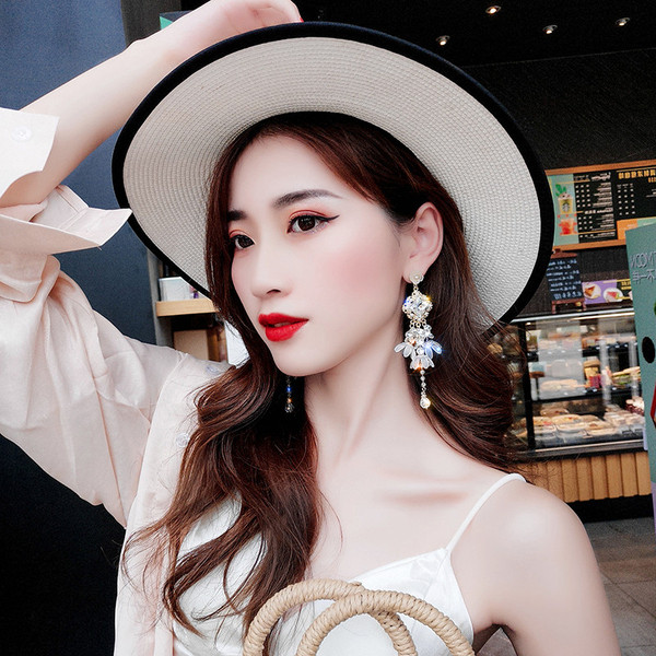 Cercei moderni de dama cu margele si perle