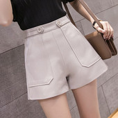 Pantaloni scurti eleganti de dama cu talie inalta in mai multe culori