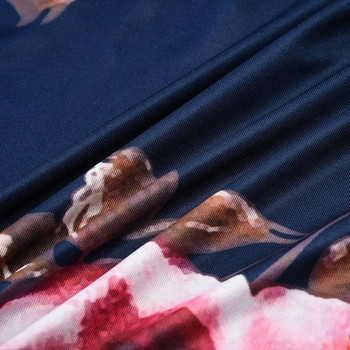 Rochie scurtă de damă elegantă, cu motiv floral în alb-negru