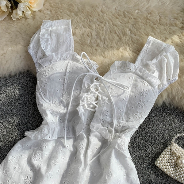 Rochie moderna de dama cu cravate in trei culori