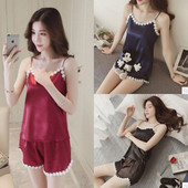 Pijamale moderne de damă în două părți în negru, roșu și albastru