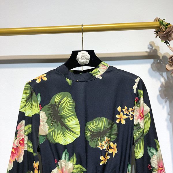 Rochie casual de dama cu maneci lungi cu model floral