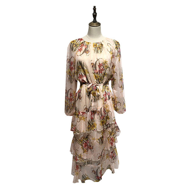 Rochie lunga de dama cu decolteu oval cu model floral