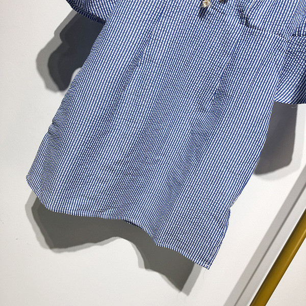 Rochie de damă în dungi cu umerii goi și mâneci lotus 3/4