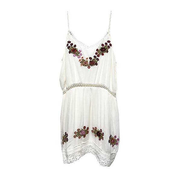 Rochie scurta de dama cu bretele subtiri cu broderie