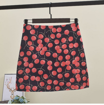 Fusta de dama moderna cu aplicare de culoare in mai multe culori