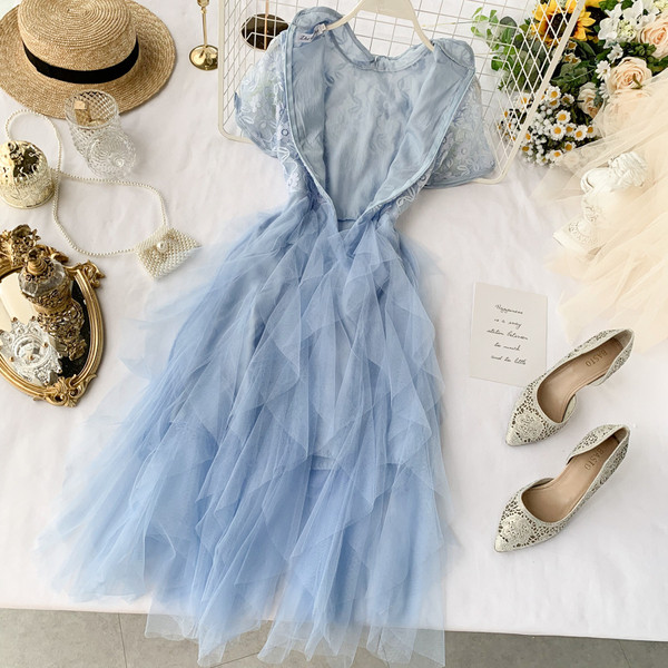 Rochie de dama cu maneca scurta si tul in doua culori