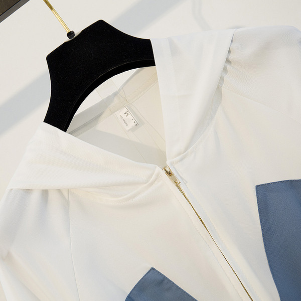 Salopetă casual de damă cu glugă în albastru