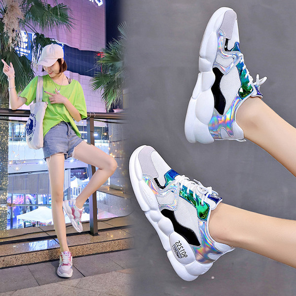 Κορυφαία γυναικεία αθλητικά  παπούτσια - σε τρία χρώματα