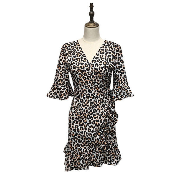 Rochie scurta de dama cu legaturi in talie cu animal print