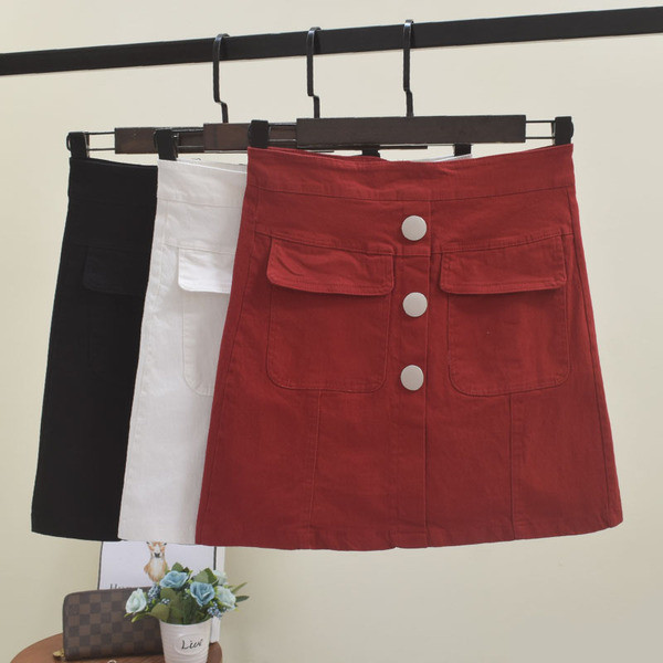 Fusta de dama cu nasturi in mai multe culori