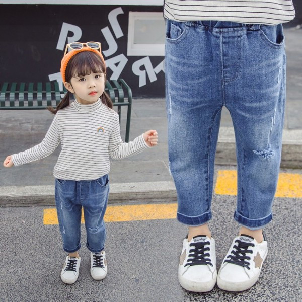 Blugi copii cu broderie si buzunare pentru fete