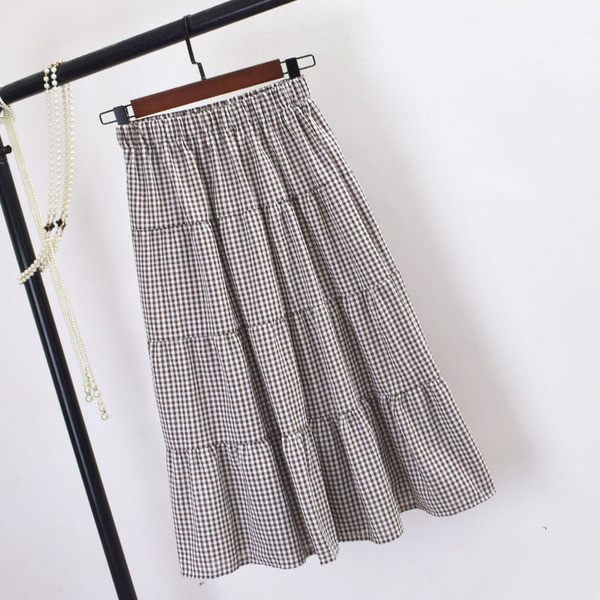 Fusta dama in carouri cu talie elastica in mai multe culori