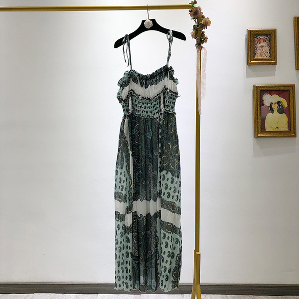 Rochie de dama lunga din tul cu bretele subtiri