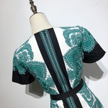 Rochie scurta de dama cu legaturi in talie cu model colorat